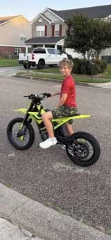 electric-dirt-bike-buyer-show01