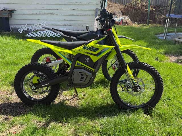 electric-dirt-bike-buyer-show02